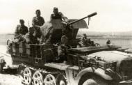 Asisbiz Fla Bataillon 22 (mot) with 2cm Flak 38 SdKfz 11 on the drive to Sevastopol 1941 ebay 02