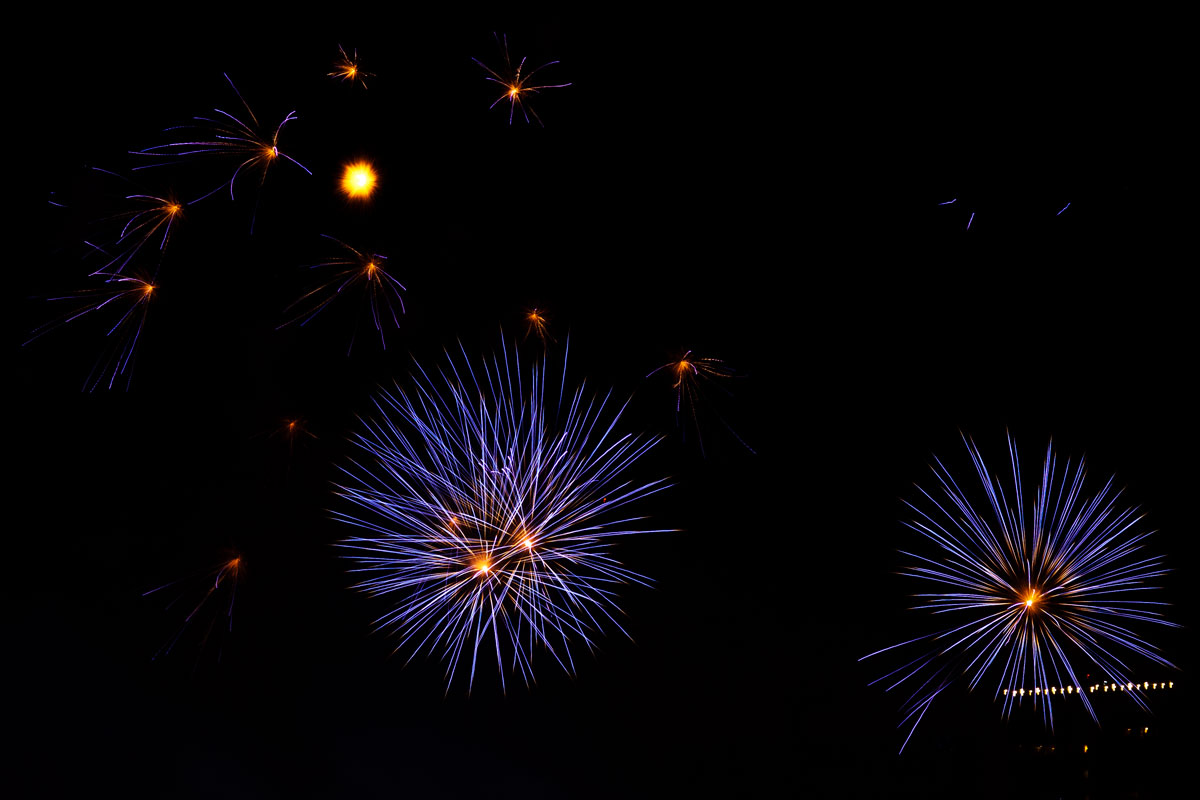 New Year 2011 Fireworks Makati Philippines 068