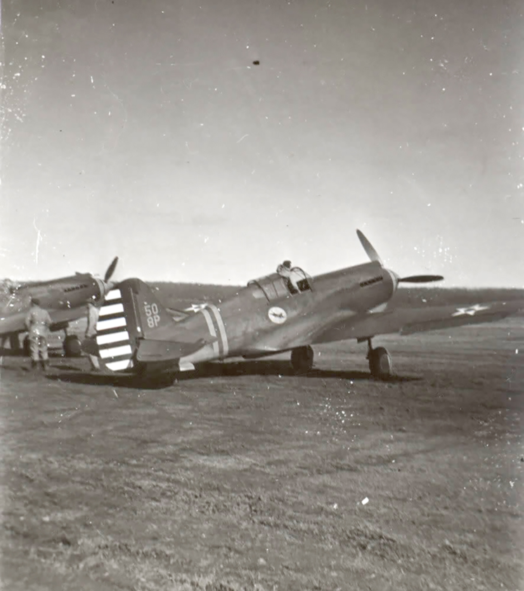 Curtiss P 40C Warhawk 8PG33PS Yellow 50 at Mitchel Field 1941 02