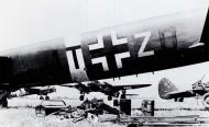 Asisbiz Junkers Ju 88A 3.KG26 1T+ZD with 7.KG26 1T+DR Mediterranean 1941 01