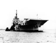 Asisbiz RN carrier HMS Indefatigable 01