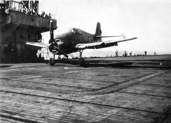 Fleet Air Arm 800NAS Hellcat J landing mishap aboard HMS Ravager 1943 02