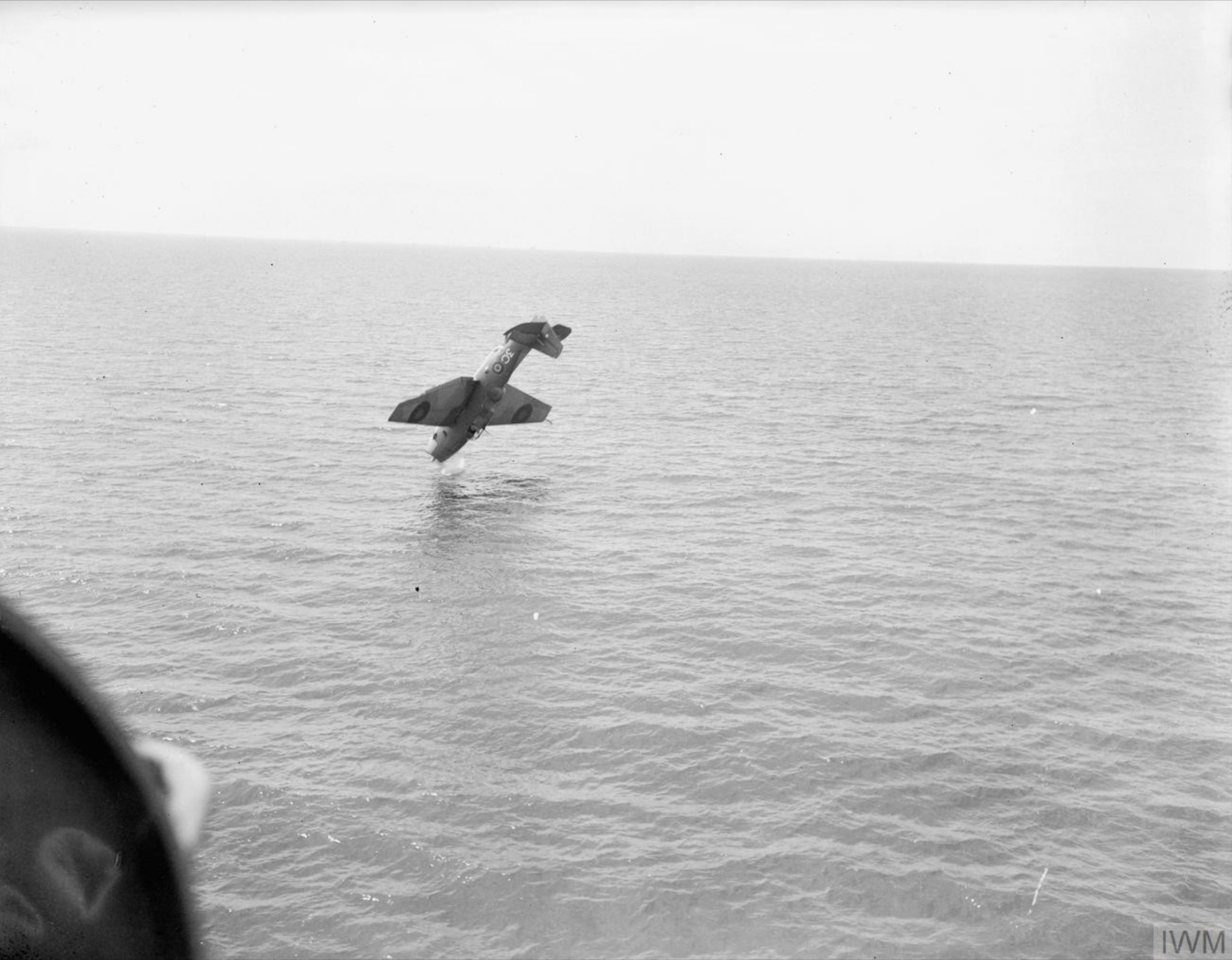 Fleet Air Arm 846NAS Avenger or Tarpon 3C landing mishap aboard HMS Ravager 28th Dec 1943 IWM A21292