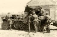 Asisbiz 11th Army 22 Infanterie Division Fla Bataillon 22 (mot) during the attack on Sevastopol 1942 02