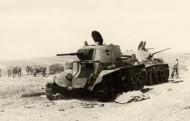 Asisbiz 22 Infanterie Division 11th Army troops captured soviet tanks in Bessarabia 1941 01