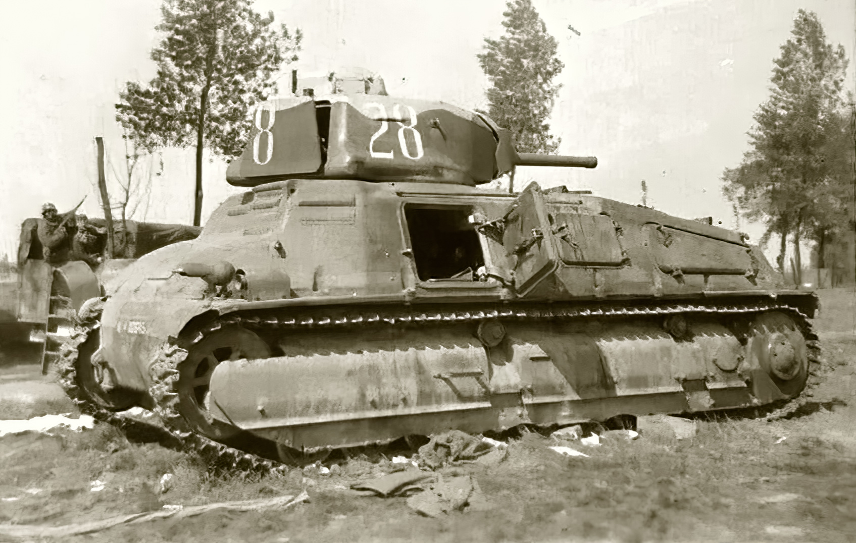French Army Somua S35 White 28 abandoned along a roadside France June 1940 ebay 01