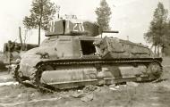 Asisbiz French Army Somua S35 White 28 abandoned along a roadside France June 1940 ebay 01