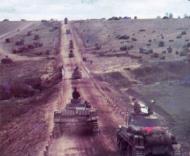 Asisbiz German tank column on the move Russia 01