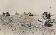 Asisbiz British Matilda II tanks advance in the Western Desert 1941 NAM20081220024