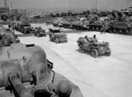 Asisbiz County of London Yeomanry Arriving at Catania to embark for Italy 1943 NAM1975036314134