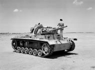 Asisbiz German Afrika Korps Panzer Mk III tank North Africa 1942 NAM1984071531