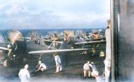Asisbiz Japanese carrier Akagi A6M2 Zero prepare to launch as part of the second wave on Pearl Harbor Dec 1941 01