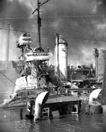Asisbiz USS Shaw (DD 373) remains of the forward superstructure of USS Shaw Pearl Harbor 7th Dec 1941 80 G 32771