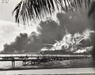 Asisbiz USS Shaw exploding during the Japanese raid on Pearl Harbor 7th Dec 1941 80 G 16871
