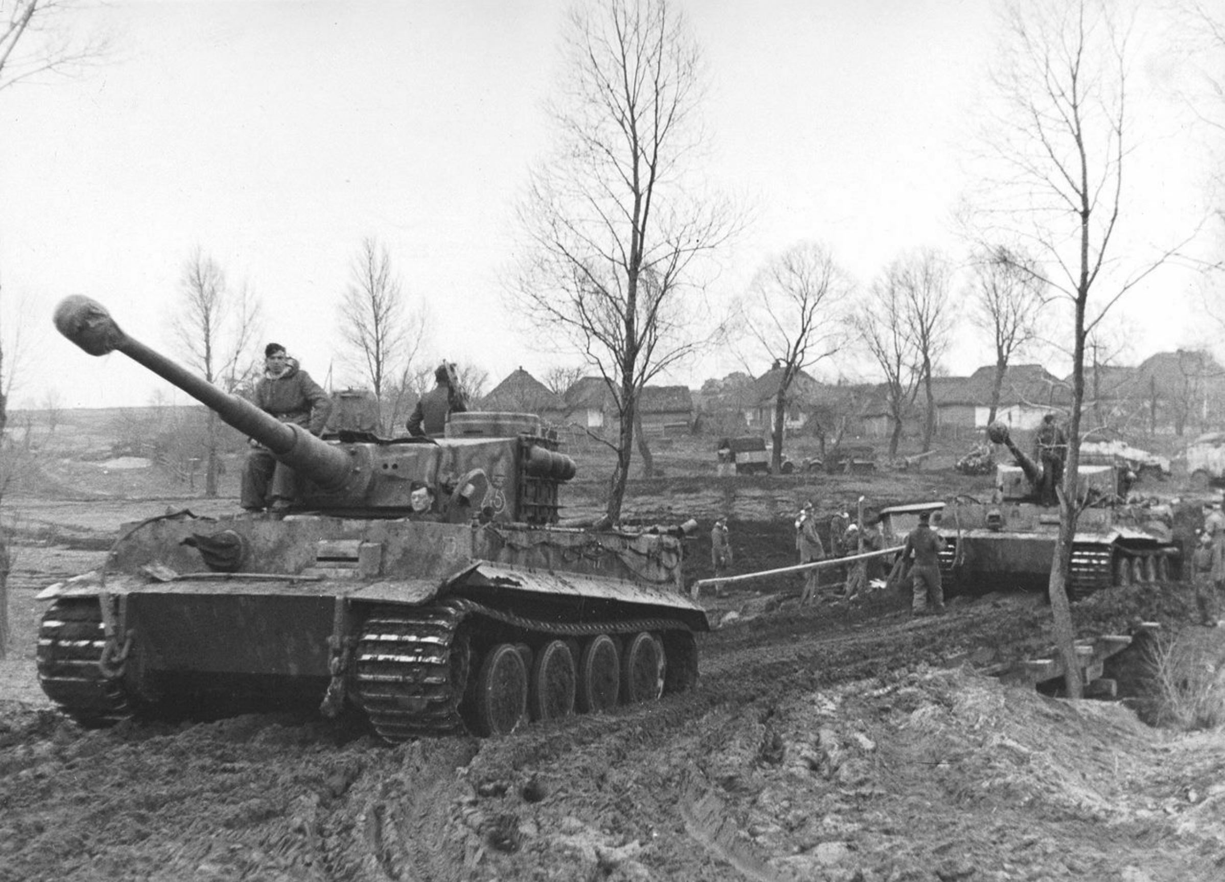 Немецкие танки 1943 года. Танк тигр Лейбштандарт.