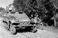 Asisbiz Guderian Panzer Artillery Division Sd Kfz 250 during a recon mission Russia ebay 02
