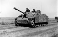 Asisbiz Panzer Artillery Regiment 41 Guderian Panzer IV tank advancing through Warsaw Otwock Poland eBay 02
