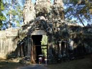 Asisbiz Angkor Wat style architecture Victory Gate Jan 2010 05