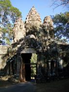 Asisbiz Angkor Wat style architecture Victory Gate Jan 2010 06