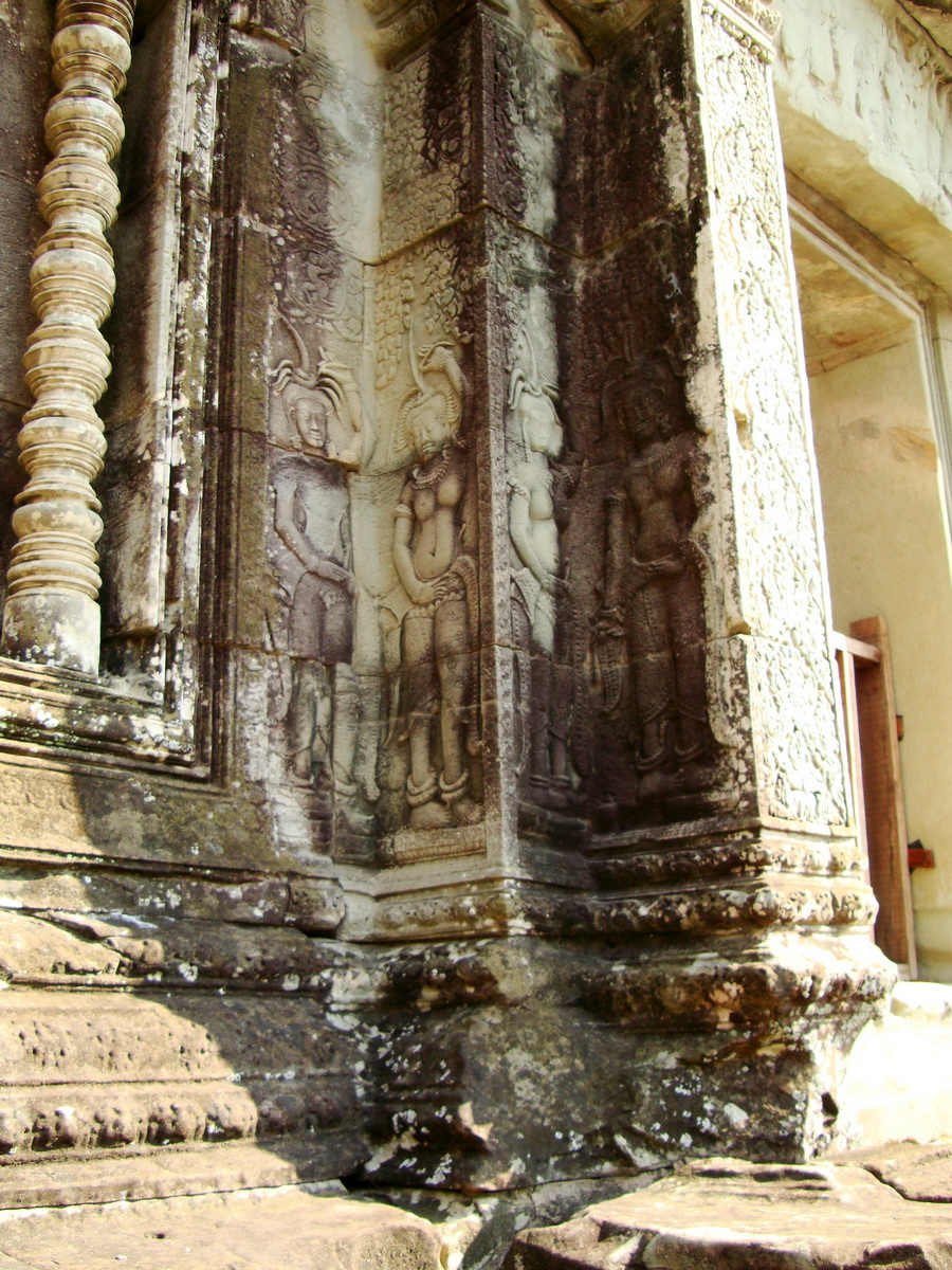 Angkor Wat Khmer architecture bas relief devatas Siem Reap 51