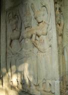 Asisbiz Angkor Wat Khmer architecture bas relief devatas Siem Reap 01