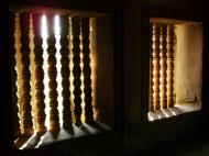 Asisbiz Angkor Wat Khmer architecture bas relief internal windows 03