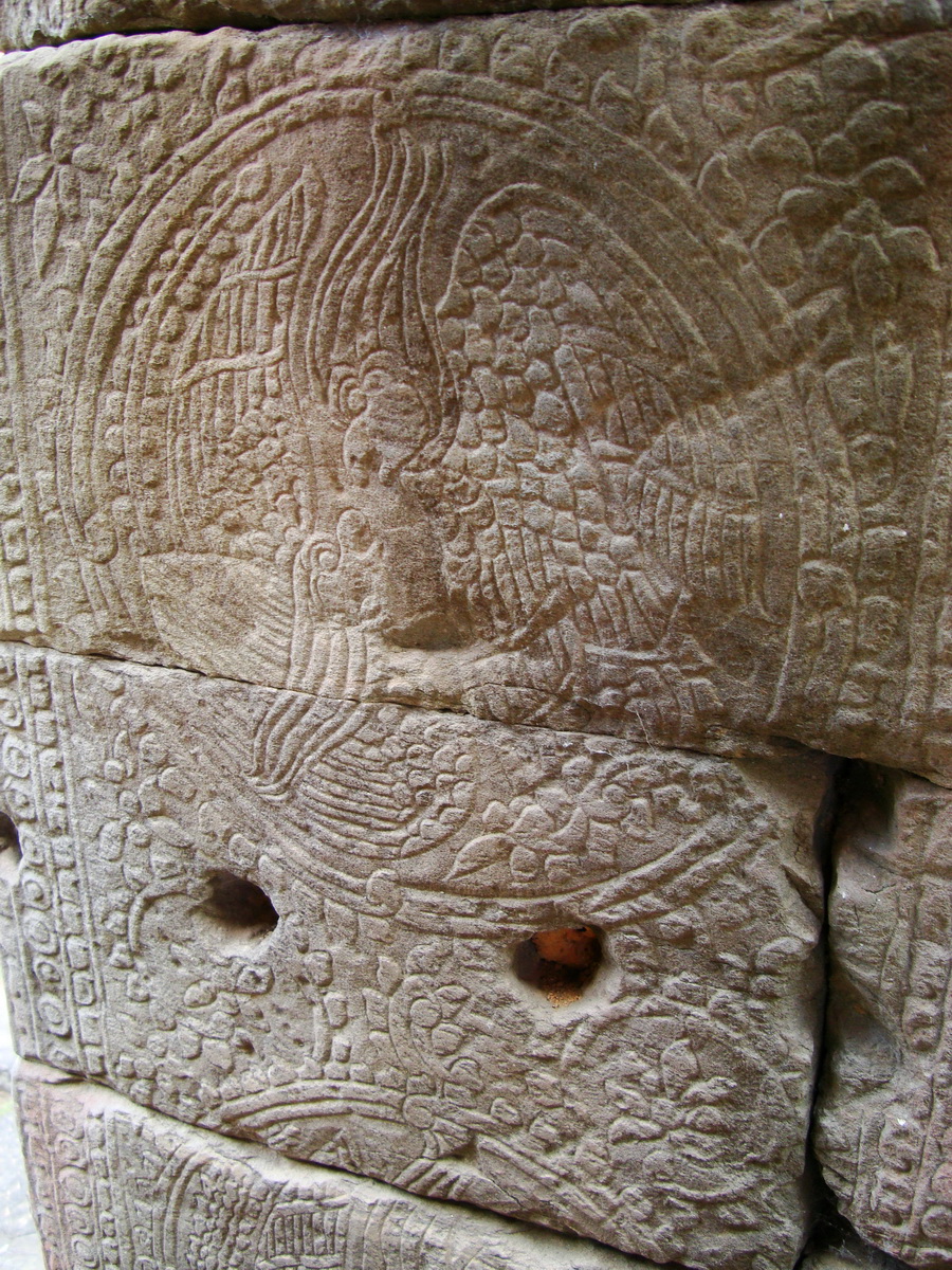 D Banteay Kdei Temple central sanctuary Bas reliefs 03