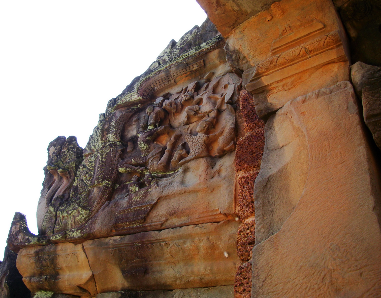 Banteay Samre Temple Bas reliefs East Baray Jan 2010 06
