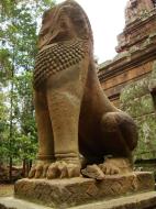 Asisbiz Celestial temple eastern side guardian lion Hindu Khleang style Angkor 01
