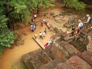 Asisbiz Phimeanakas central tower Northern stairs Hindu Khleang style 02