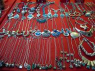 Asisbiz Siem Reap night markets jewelry shops 02