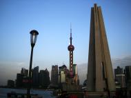 Asisbiz Peoples Hero Memorial Huangpu Park Statue The Bund Area Shanghai China 06