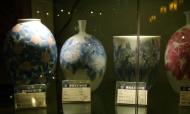 Asisbiz Ji Jong Hall area tea shop fine porcelain china vases 01