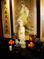 Asisbiz White jade figurine of Chinese Buddhist Bodhisattva Jade Buddha Temple shop 03