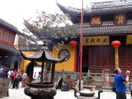 Asisbiz Jade Buddha Temple Grand Hall and courtyard chinese temple archeitecture 07
