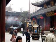 Asisbiz Jade Buddha Temple Grand Hall and courtyard chinese temple archeitecture 09