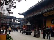 Asisbiz Jade Buddha Temple Grand Hall and courtyard chinese temple archeitecture 14