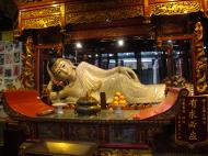 Asisbiz Jade Buddha Temple white marble reclining Buddha 05