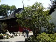 Asisbiz S24 Yu Garden Yu Yang Garden tour guide Laojun temple area Huangpu Shanghai 02