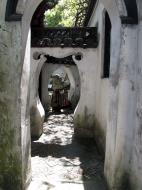 Asisbiz Yu Garden Yu Yang Garden tour uniquely architectured passageways Huangpu Shanghai 03