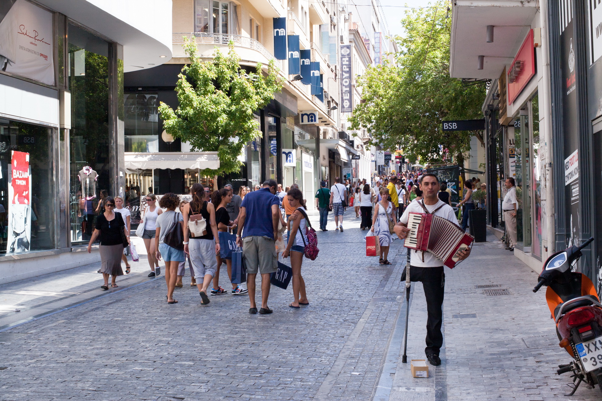 Plaka shops and restaurants Athens Greece 14