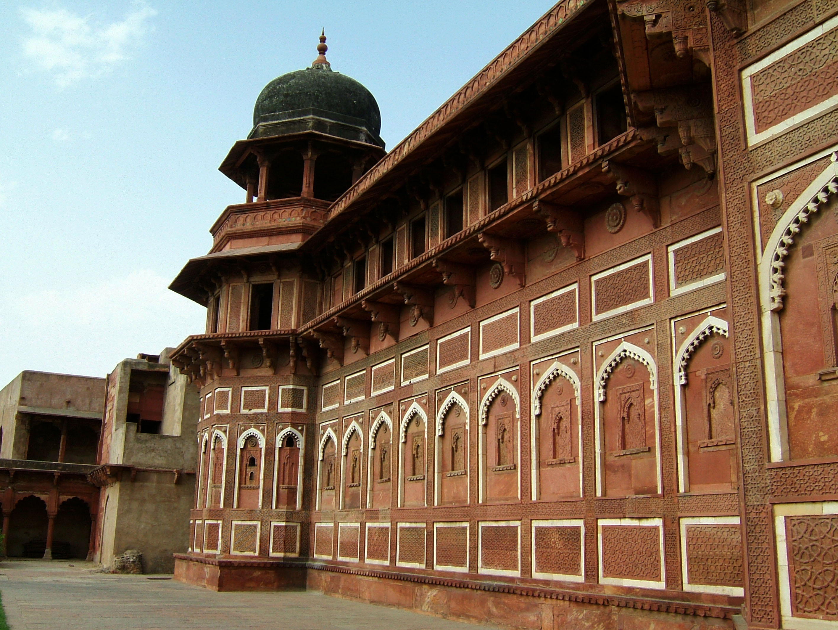 Uttar Pradesh Agra Agra Fort Jahangiri mahal India Apr 2004 02