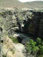 Asisbiz Marathwada Ajanta Caves entrance India Apr 2004 04