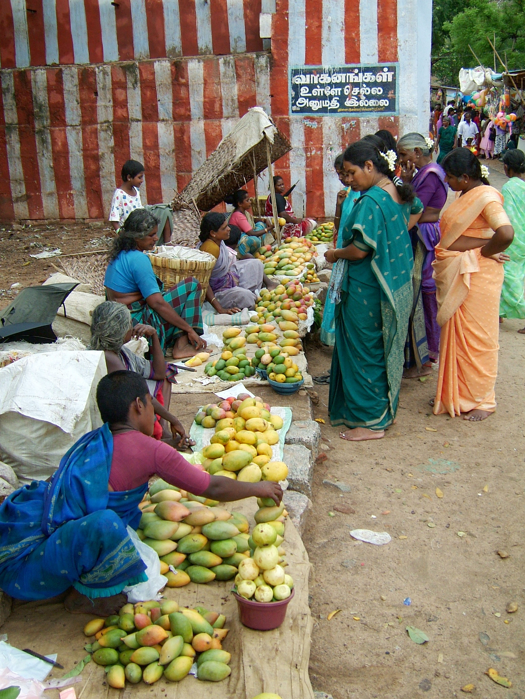 Madurai Alagar Kovil Temple fruit sellers India May 2004 02