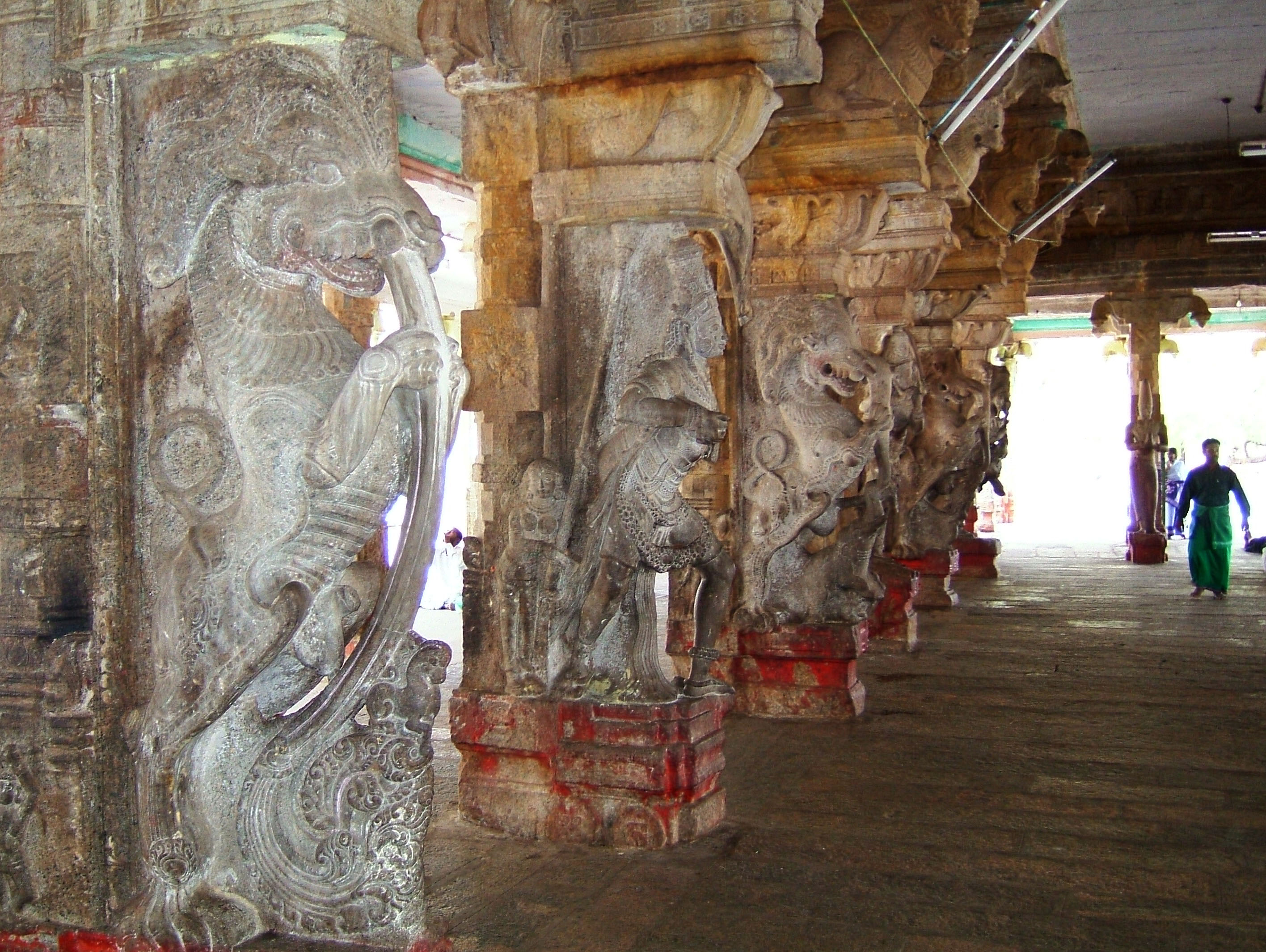 Madurai Alagar Kovil Temple pillars India May 2004 04