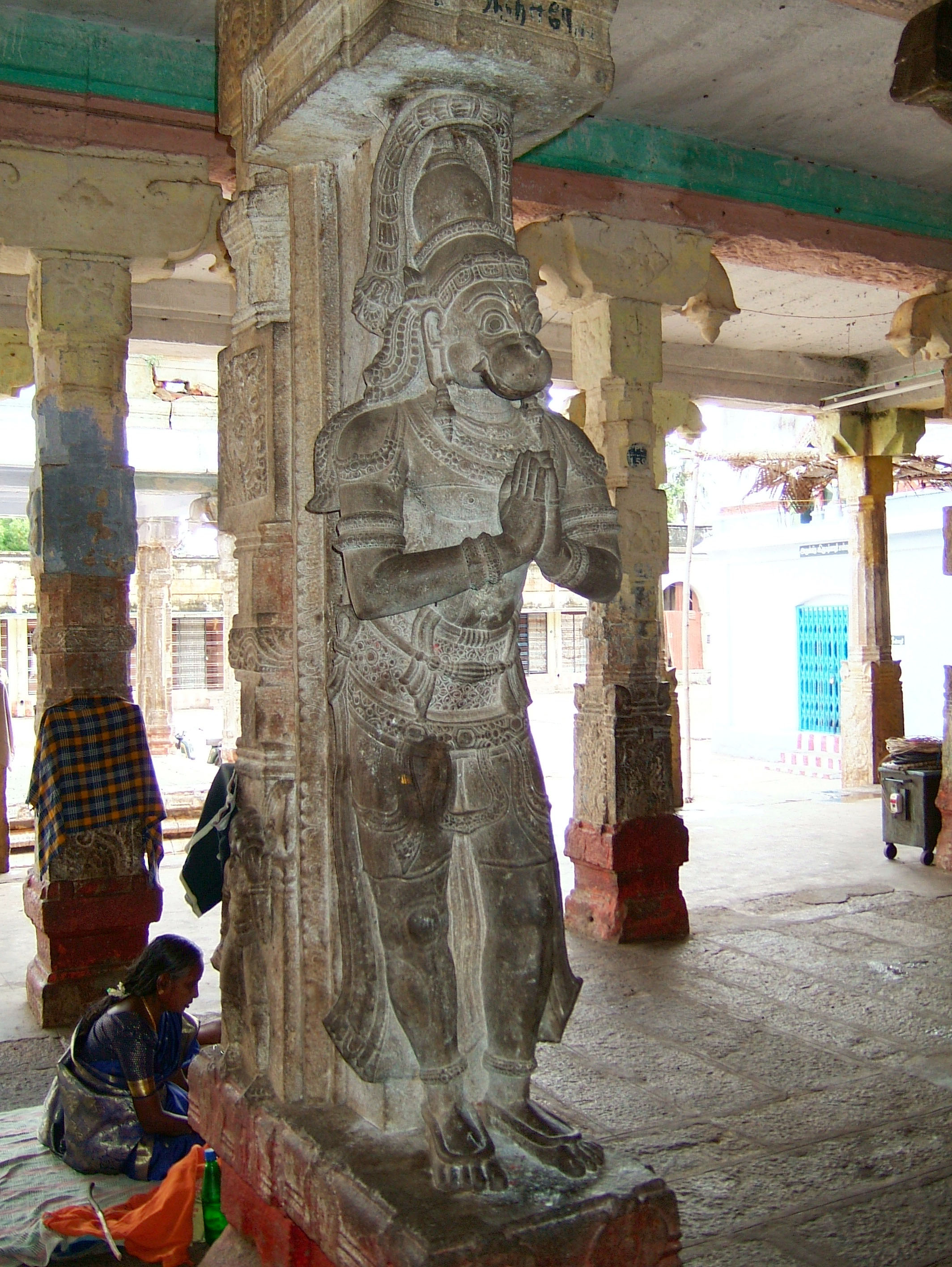 Madurai Alagar Kovil Temple pillars India May 2004 05