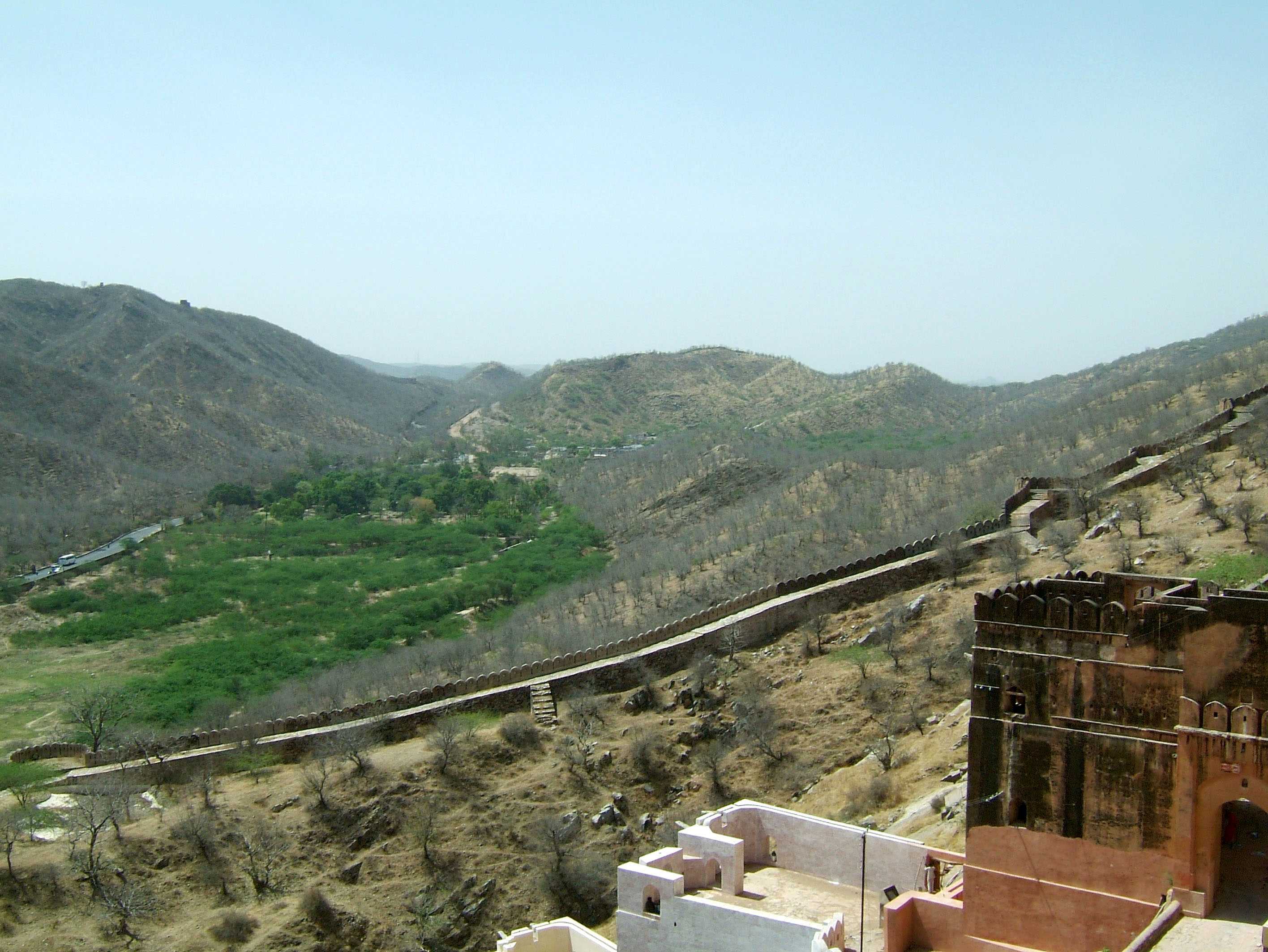 Rajasthan Jaipur Amber Fort panoramic views India Apr 2004 05