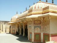 Asisbiz Rajasthan Jaipur Amber Fort compound architecture India Apr 2004 02