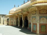 Asisbiz Rajasthan Jaipur Amber Fort compound architecture India Apr 2004 10