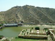 Asisbiz Rajasthan Jaipur Amber Fort views of Maotha lake India Apr 2004 02